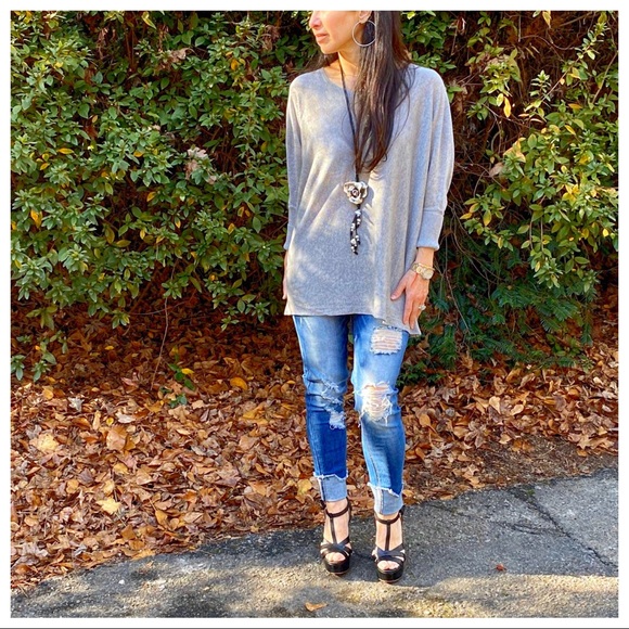 ✨LAST ONE✨✨PARIS✨Silver chic oversized sweater - Picture 7 of 8